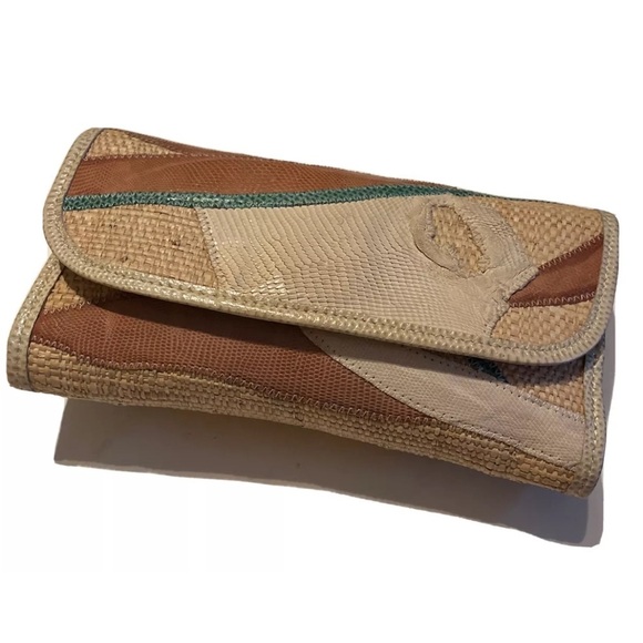 Vtg Carlos Falchi Tan Straw Snake Print Geometrical Boho Flat Underarm Purse Bag - Picture 2 of 9